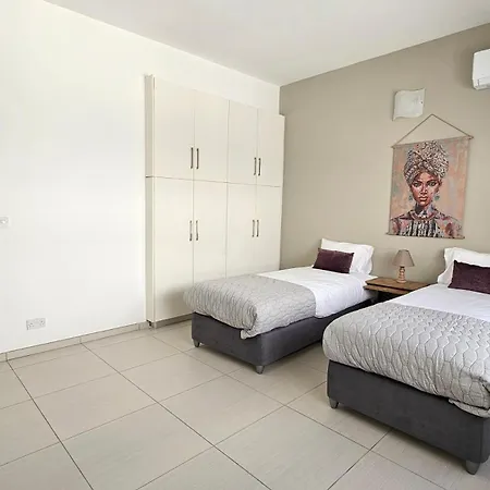 Phaedrus Living Ledras Residences 202 * Nikozja
